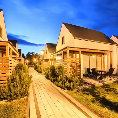 Holiday Home In Rogowo By Baltic Sea, Cleaning Included Hébergement de vacances Rogowo (Stargard)
